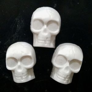 Skeleton magnets